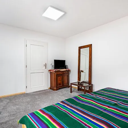 Apartament Im Gruenen Mużaków